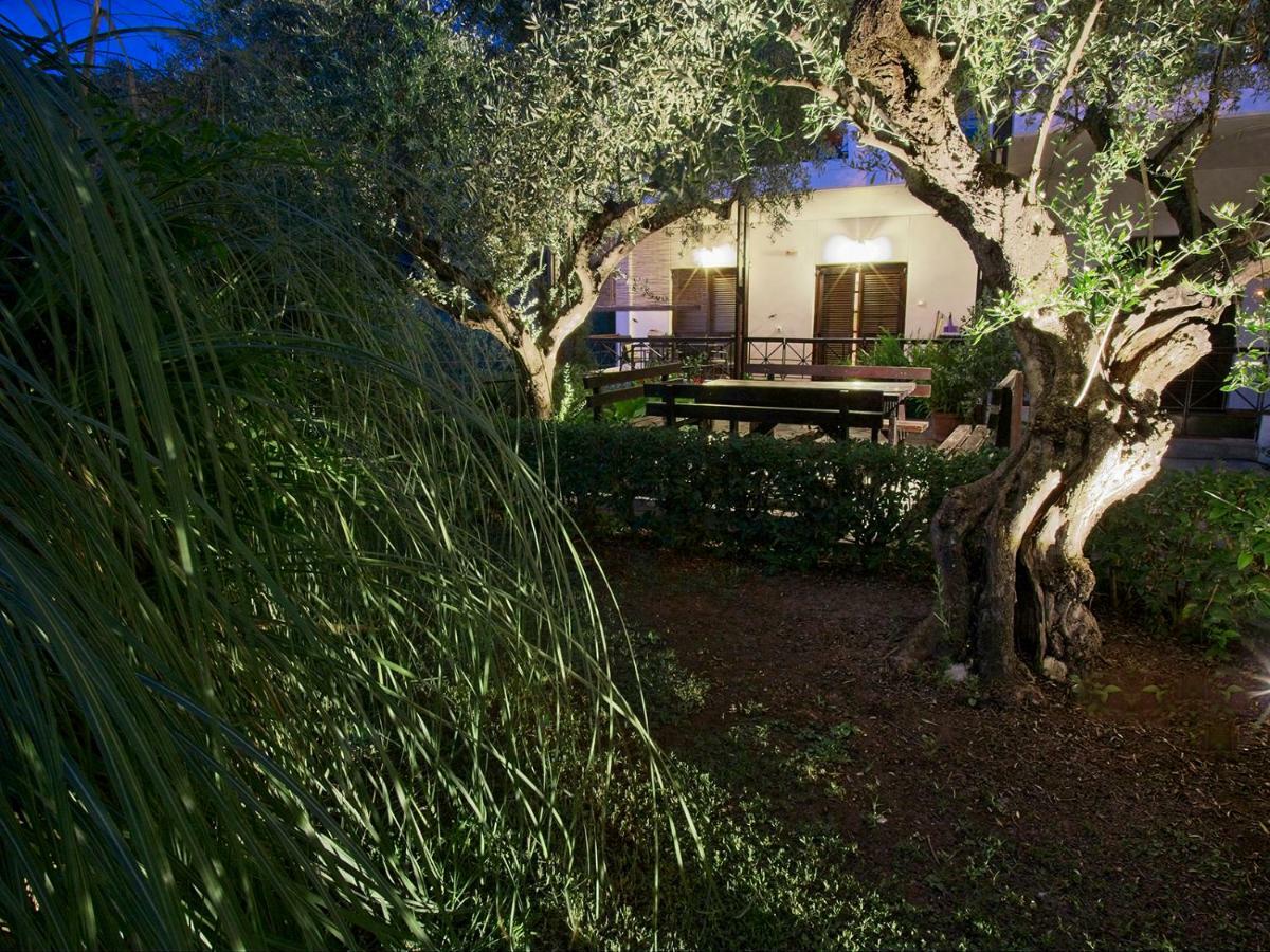 Panagea Holiday Apartments Kitriai Exterior photo
